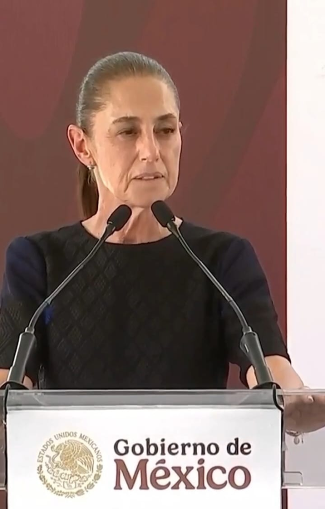 Sheinbaum reivindica cercanía con el pueblo, pero la realidad le plantea otras preguntas image